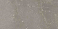 クリーム色 ベージュ現代浴室の床タイル、ゲラ刷の石造りの一見の床タイル